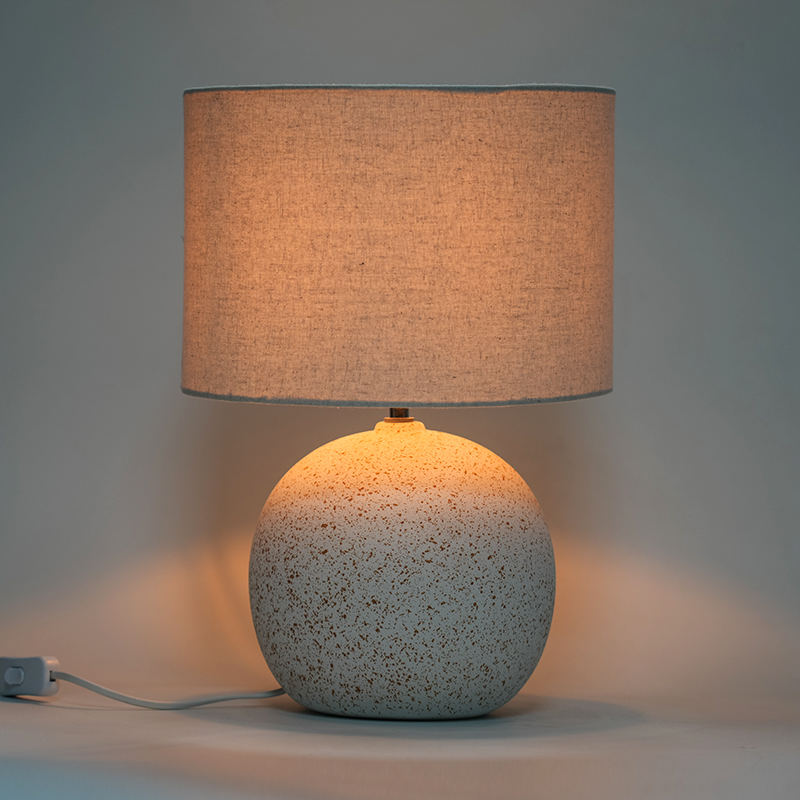 Japanese style ceramic table lamp retro bedside lamp