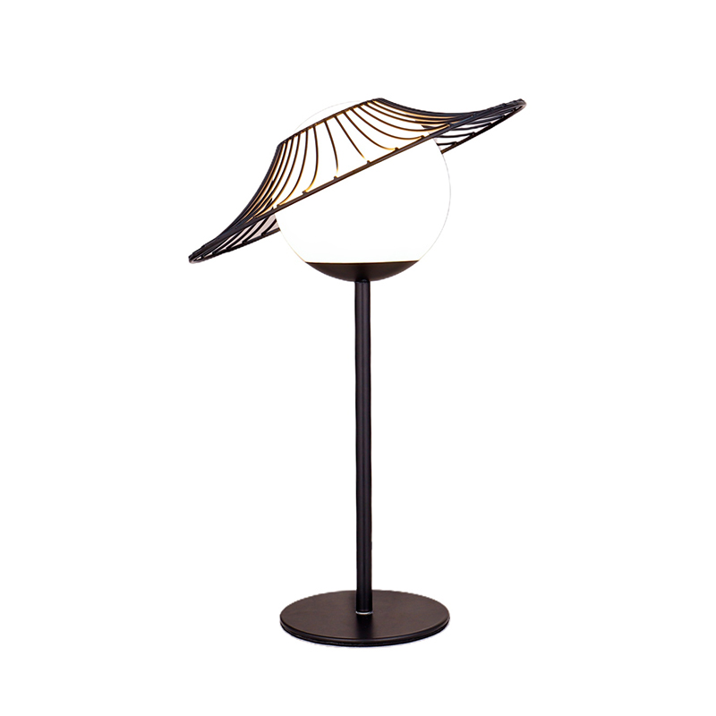 Hat-Shaped Table Lamp